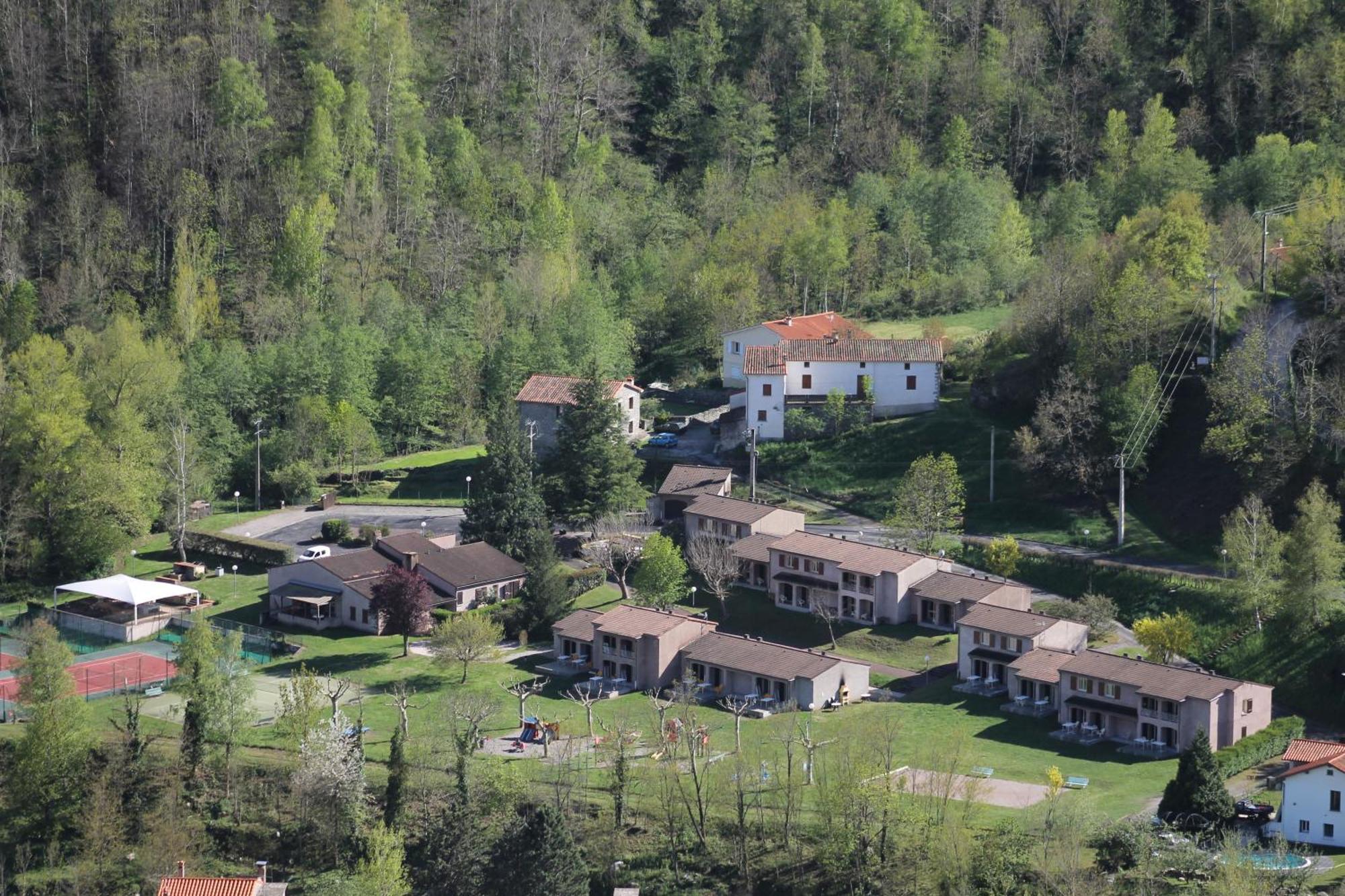VVF Villages   Le Fort des Pyrénées   Prats-de-Mollo-la-Preste Exterior foto